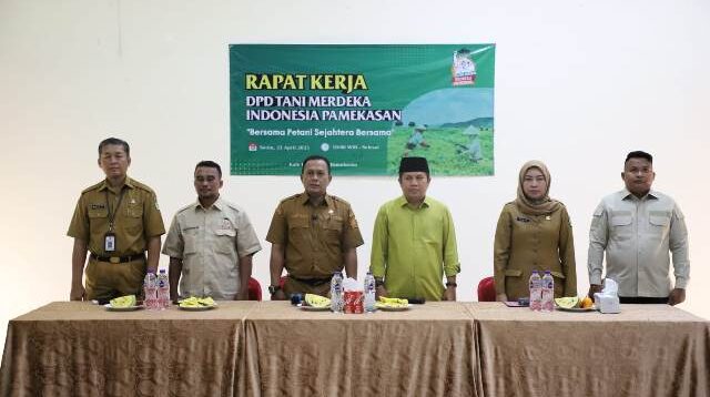 tani merdeka pamekasan